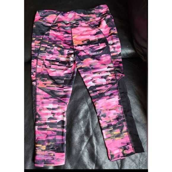 Avia LARGE SET OF top and bottom leggings & Pink grey leggings - Picture 8 of 16